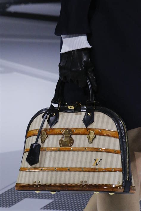 louis vuitton winter 2018 handbags|Louis Vuitton new styles handbags.